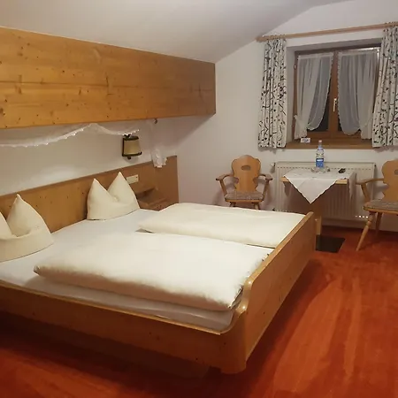 Zum Schweizerbartl 3*