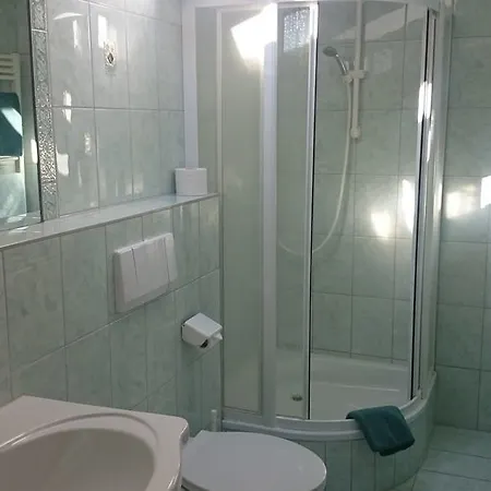 Zum Schweizerbartl 3*