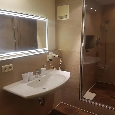 Motel Zum Schweizerbartl 3*