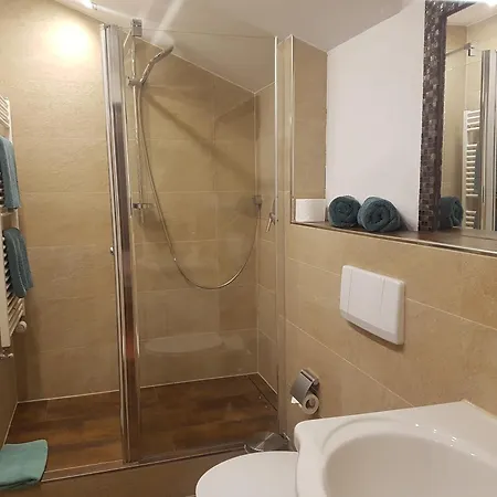 Zum Schweizerbartl Motel Garmisch-Partenkirchen